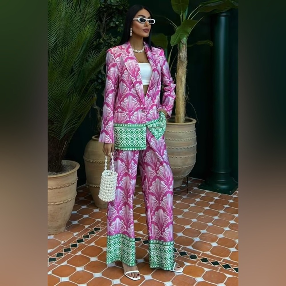 Stylish Pink and Green Women Pantsuit